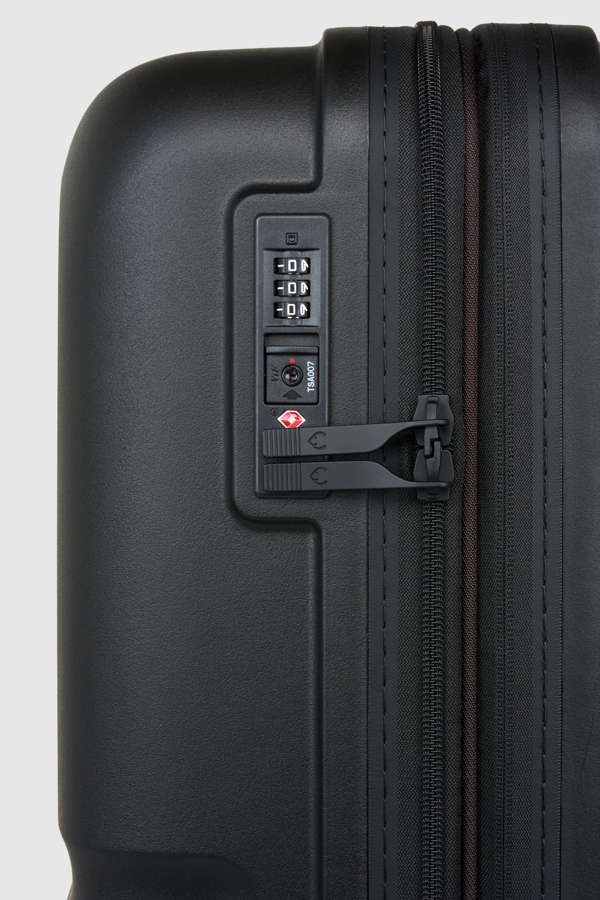 Single Stripe 68cm Suitcase - Image 7