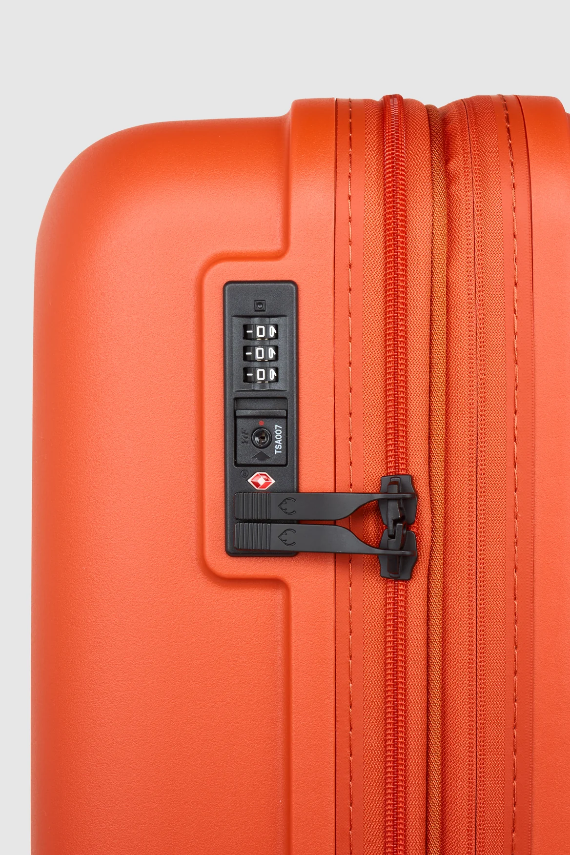 Single Stripe 68cm Suitcase - Image 7